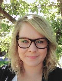 Calgary Psychologist: Nicole